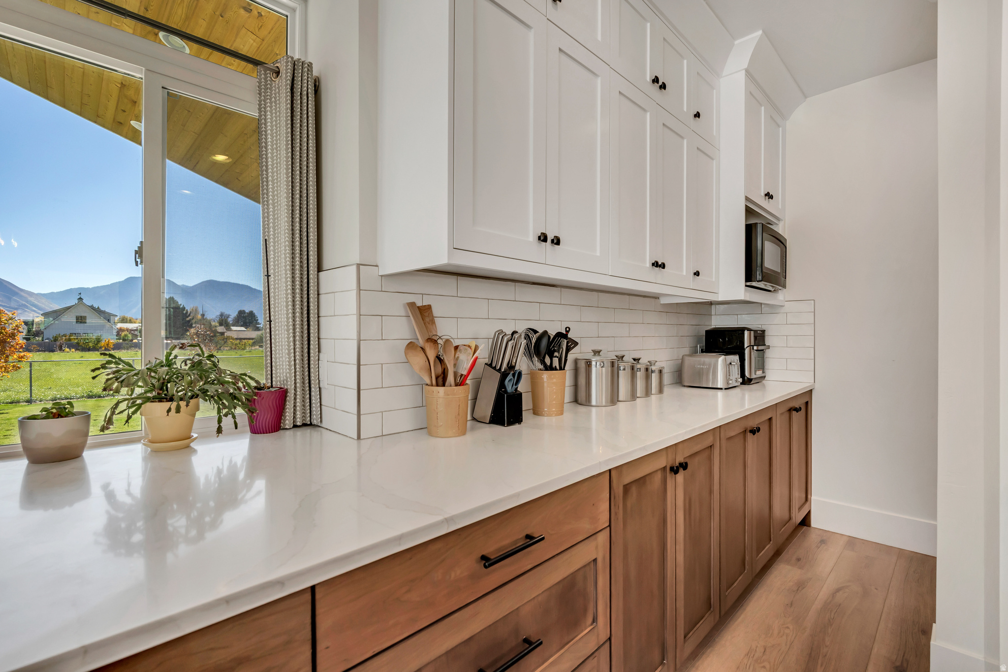 WILLOW POINTE - Residential