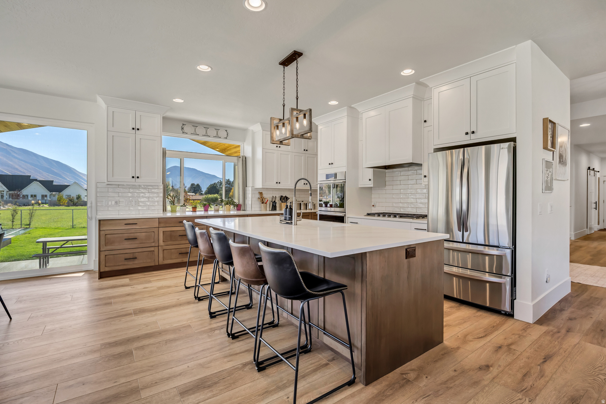 WILLOW POINTE - Residential