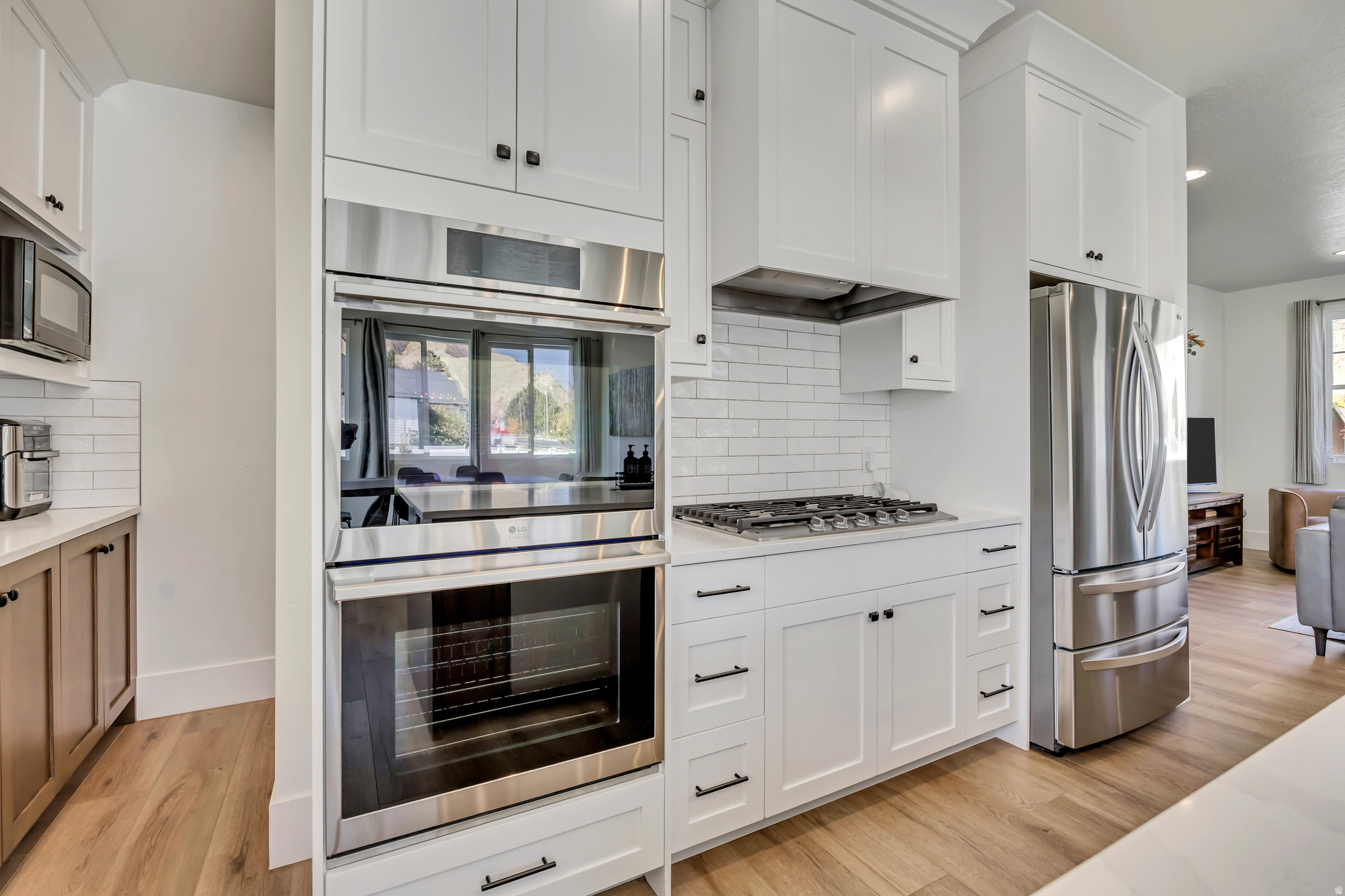 WILLOW POINTE - Residential