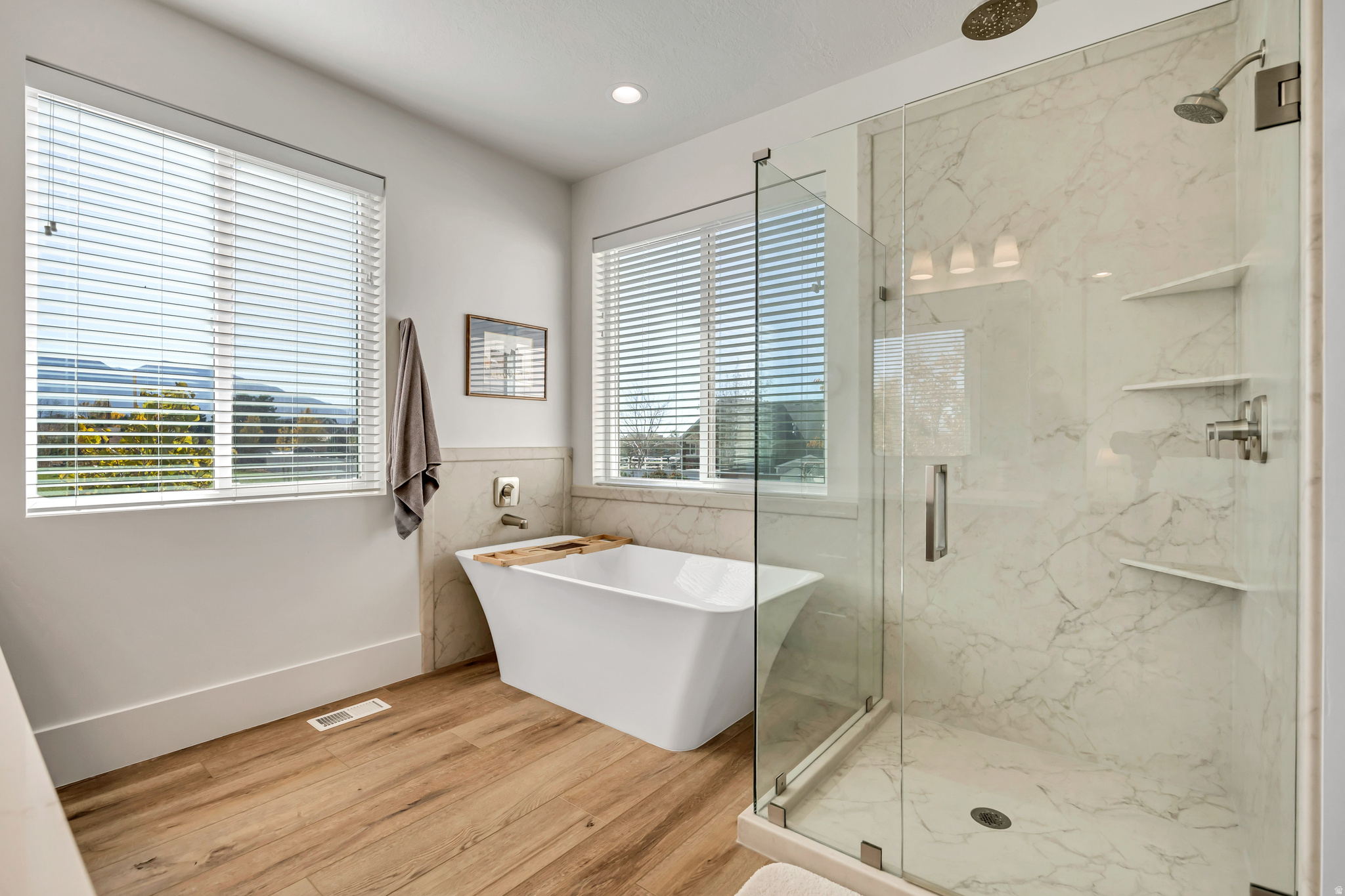 WILLOW POINTE - Residential