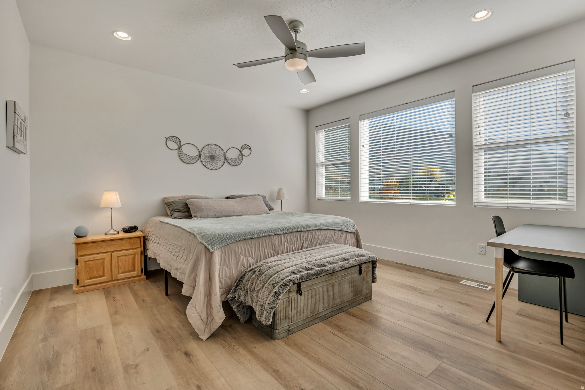 WILLOW POINTE - Residential