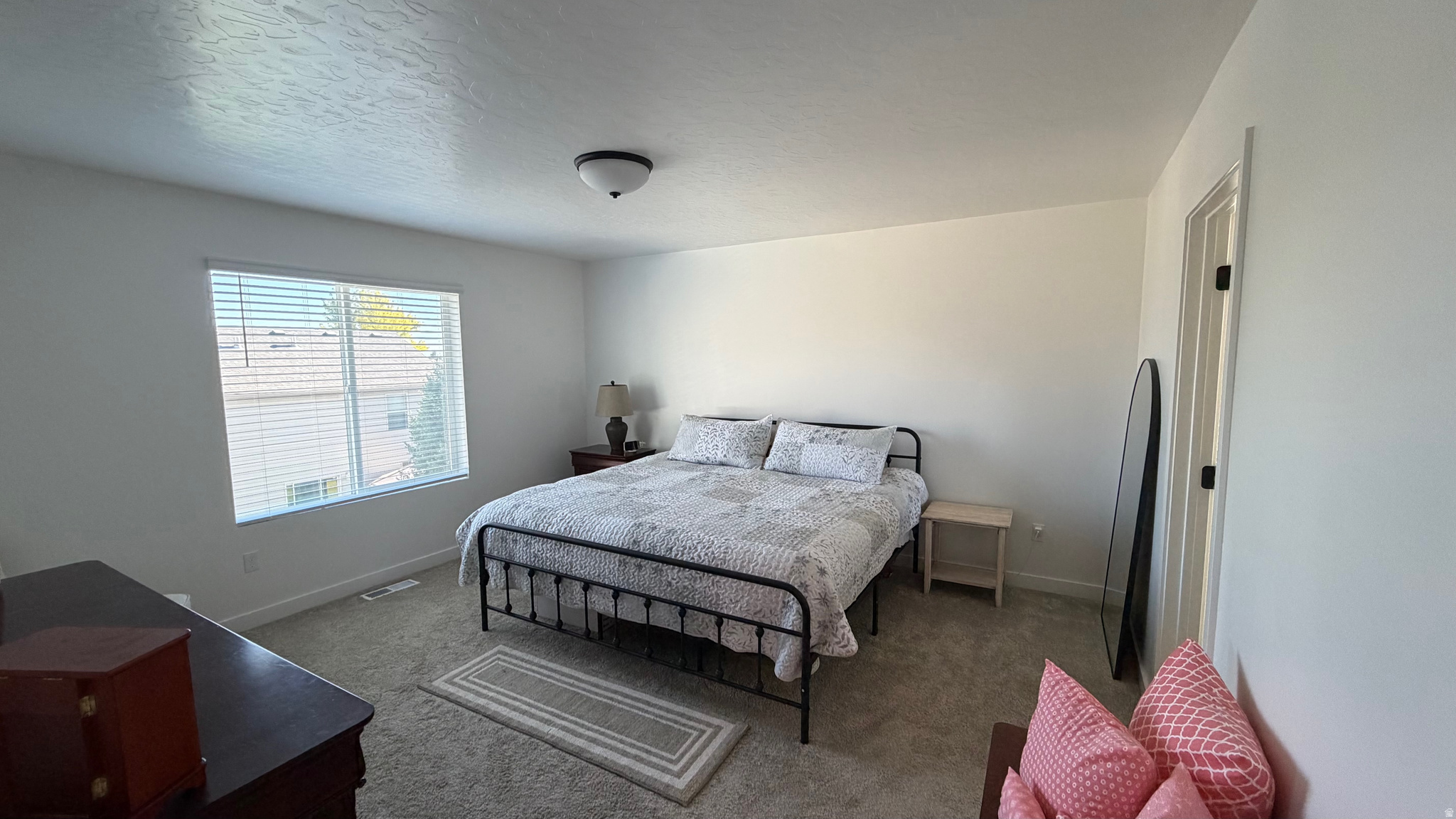 MONTGOMERY FARMS - Residential