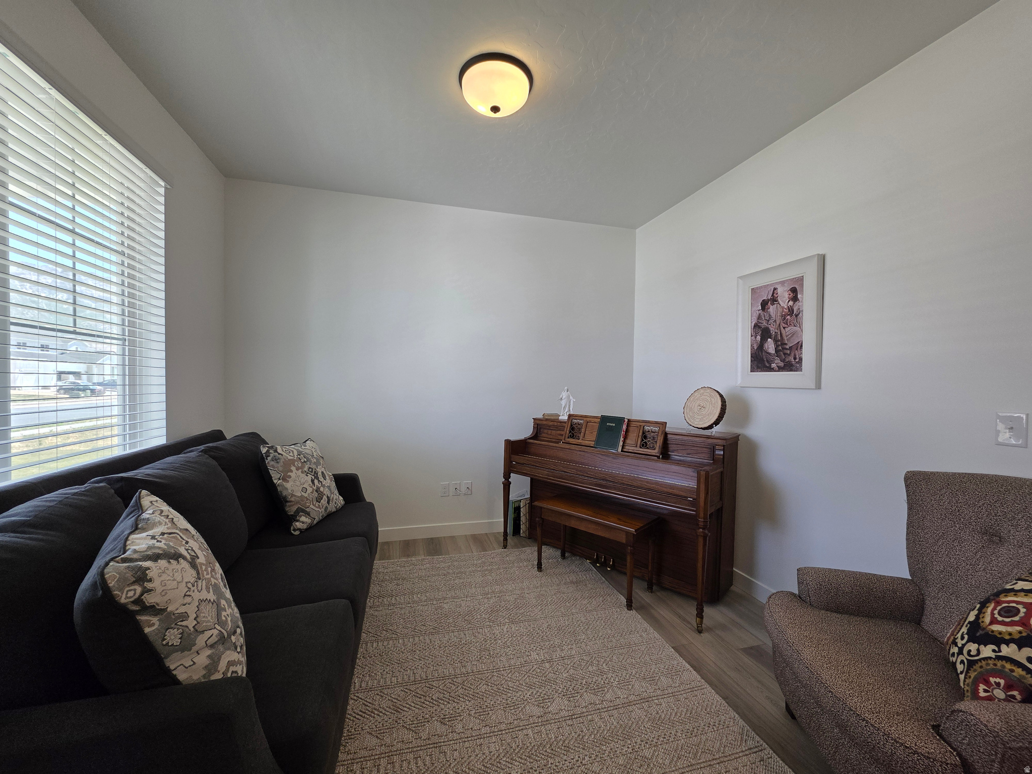MONTGOMERY FARMS - Residential