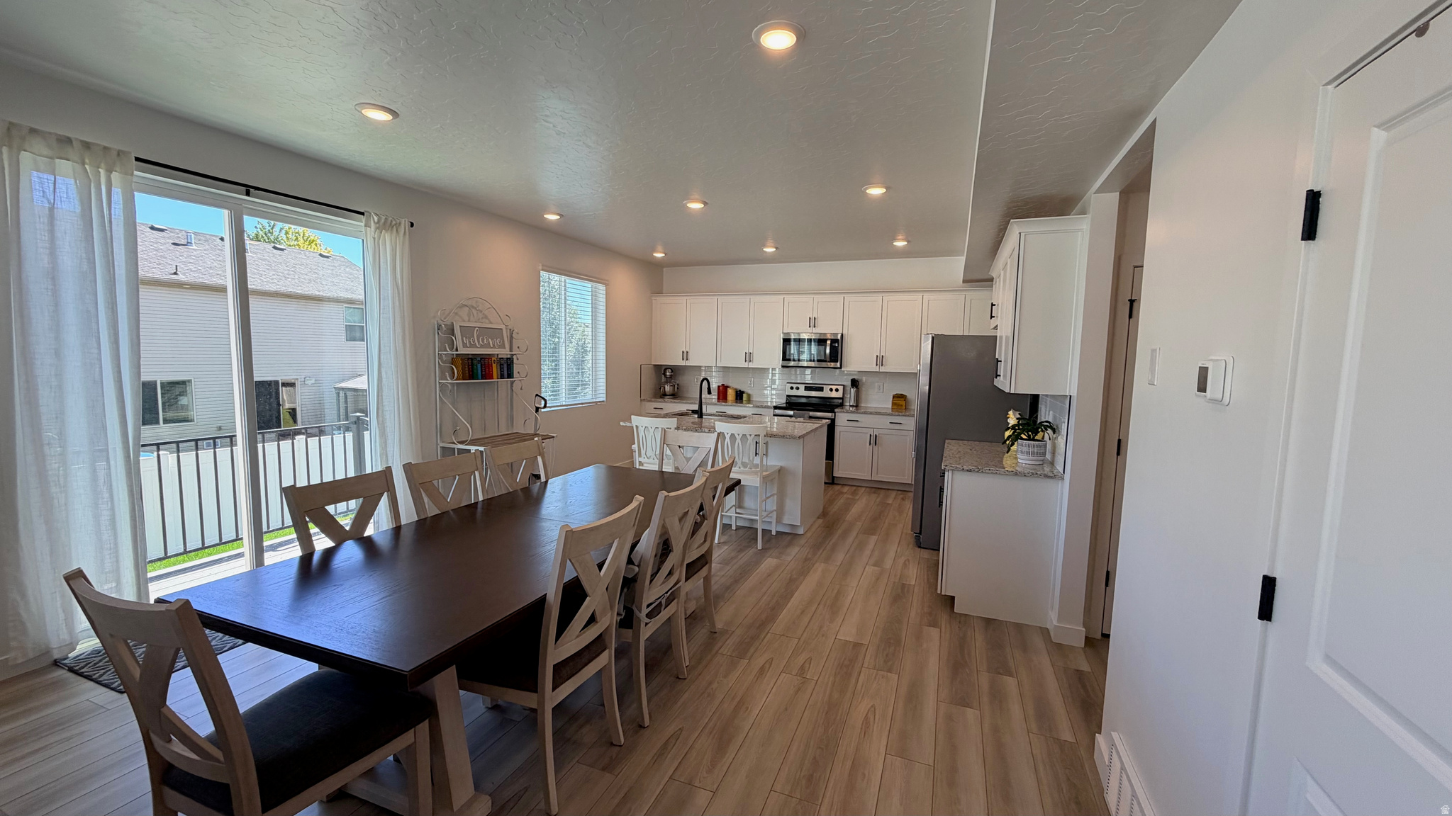 MONTGOMERY FARMS - Residential