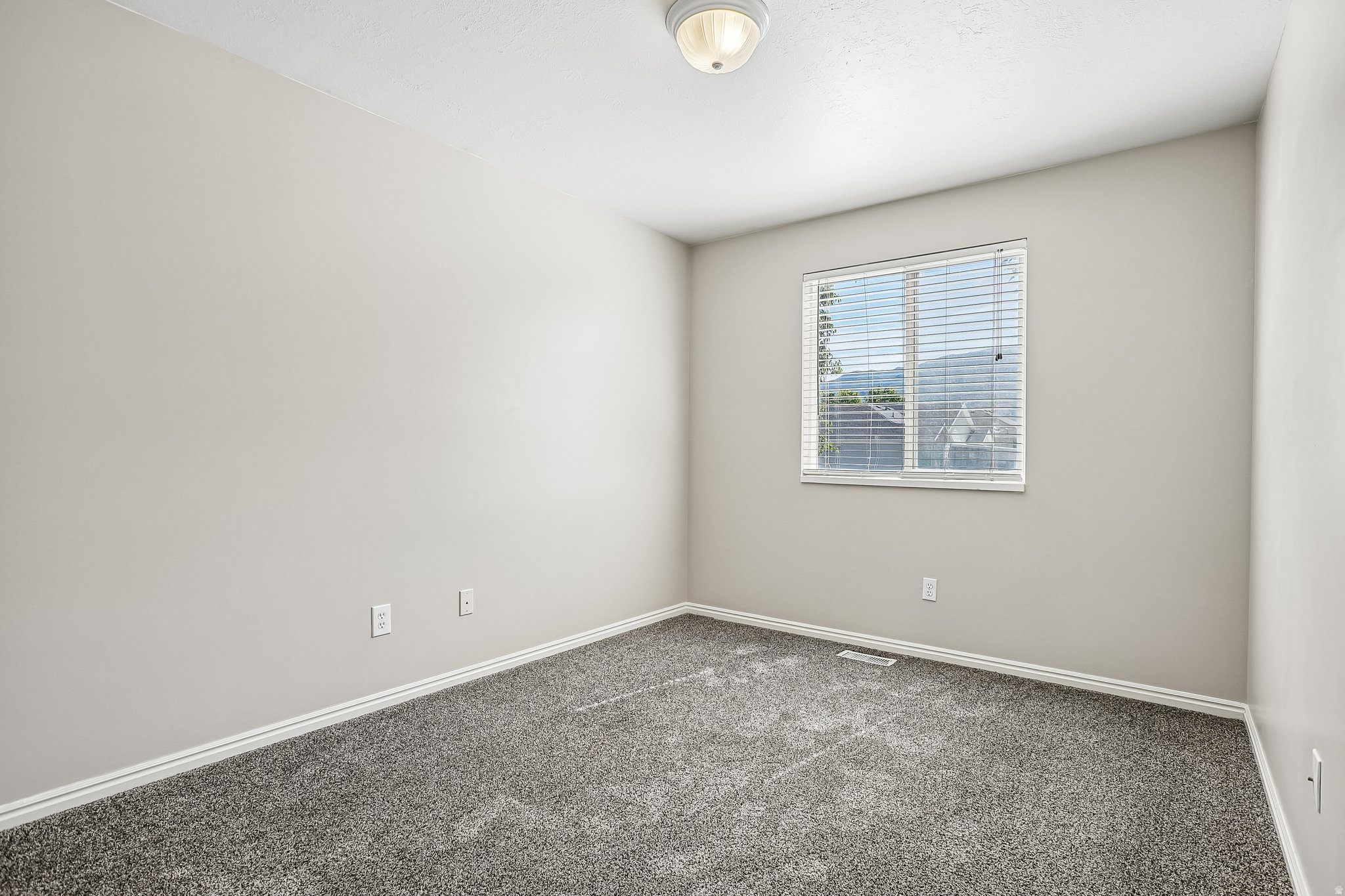ANTELOPE HILL - Residential