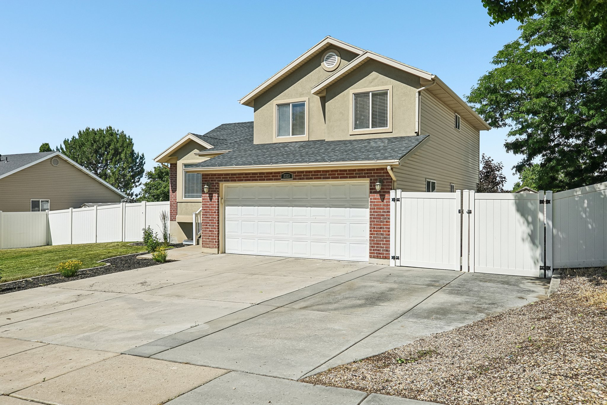 ANTELOPE HILL - Residential