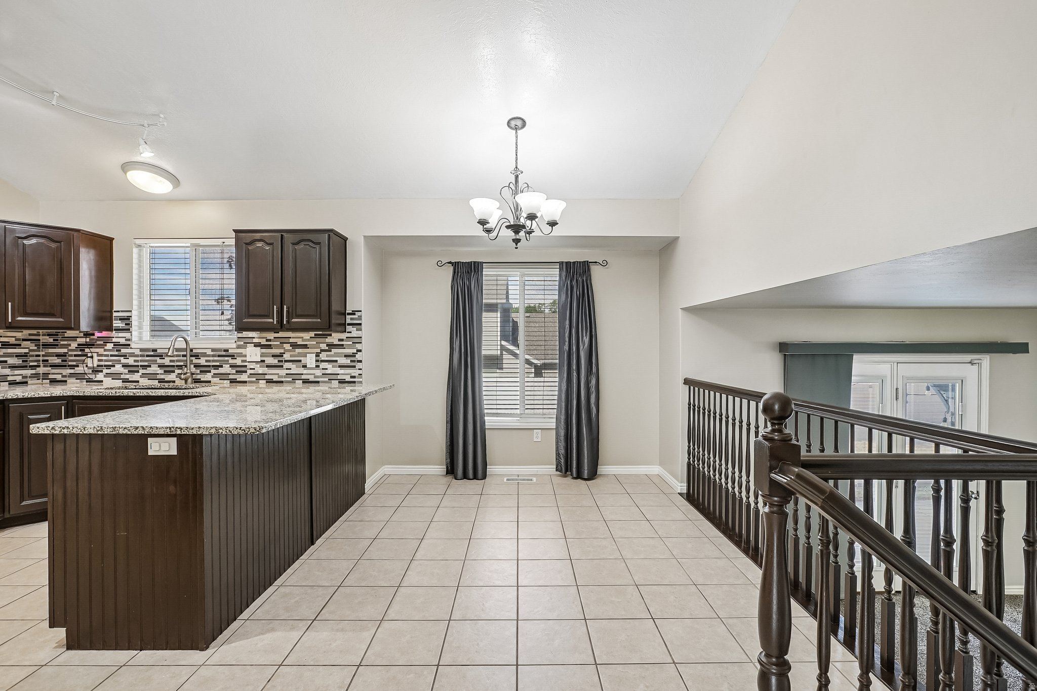 ANTELOPE HILL - Residential