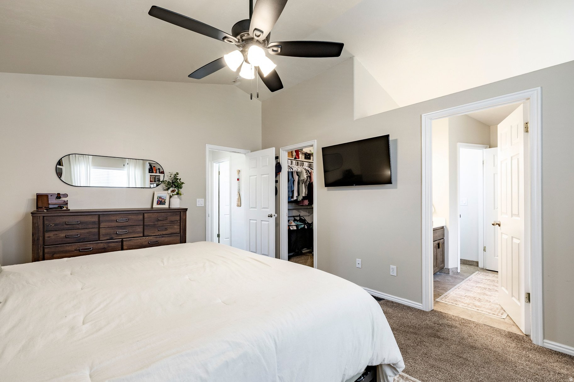 HUCKLEBERRY - Residential