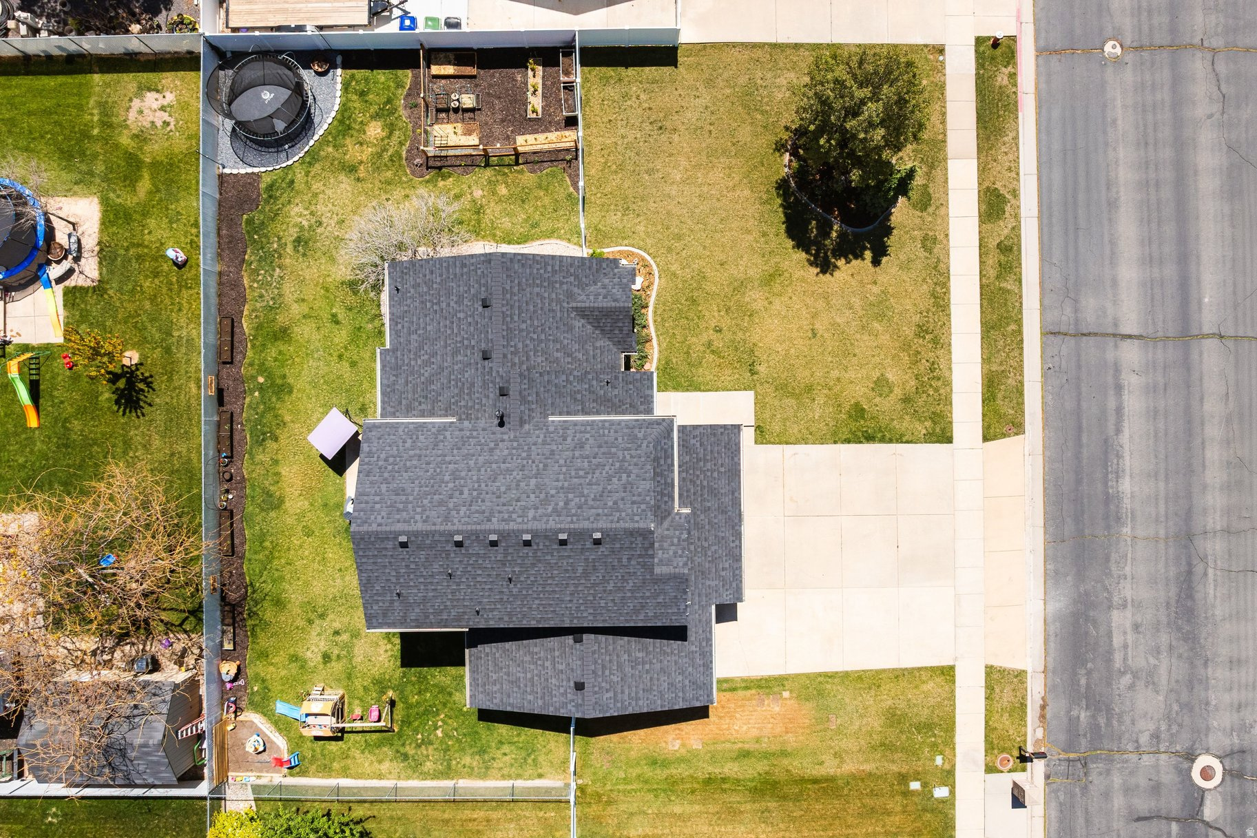 HUCKLEBERRY - Residential