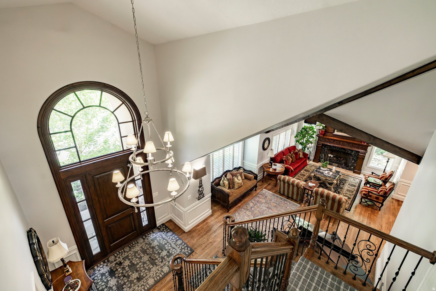HIDDEN OAKS - Residential