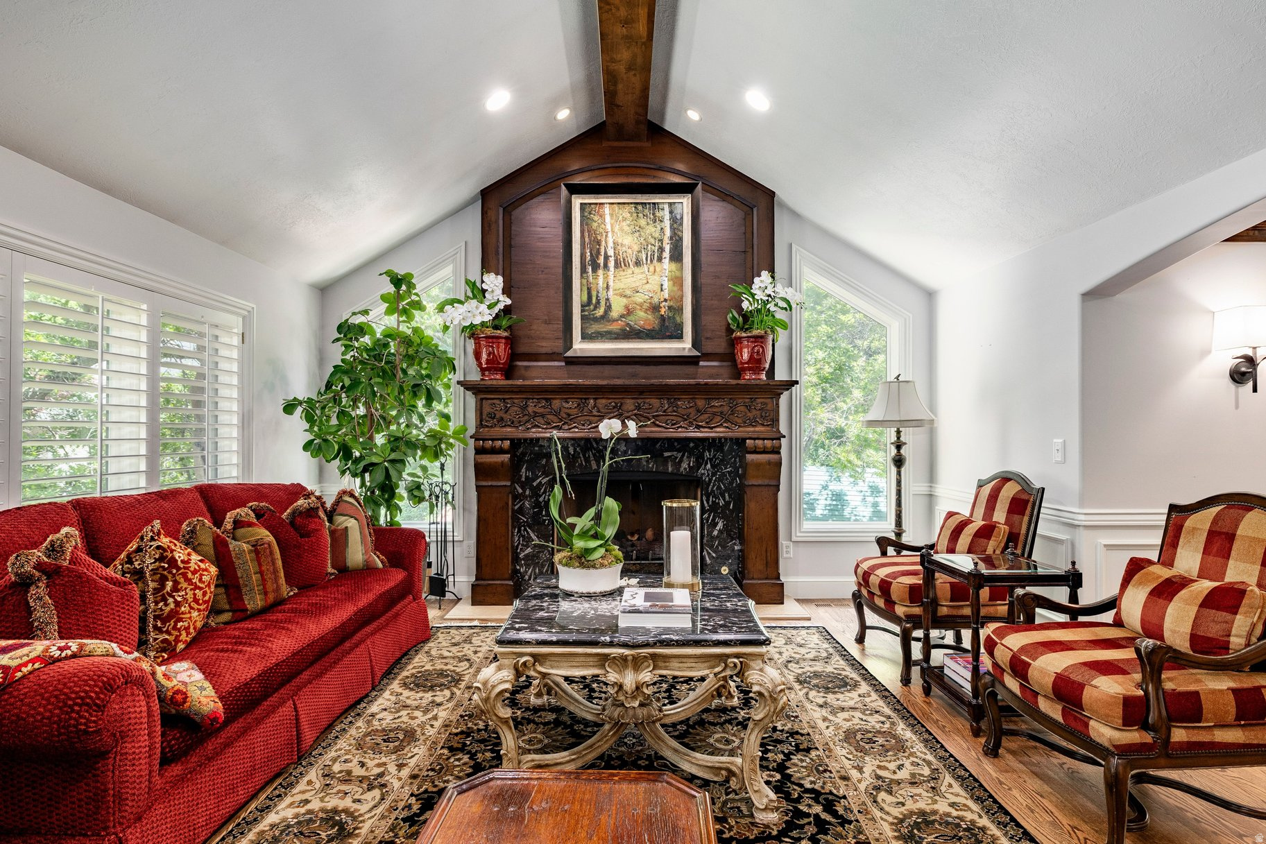 HIDDEN OAKS - Residential