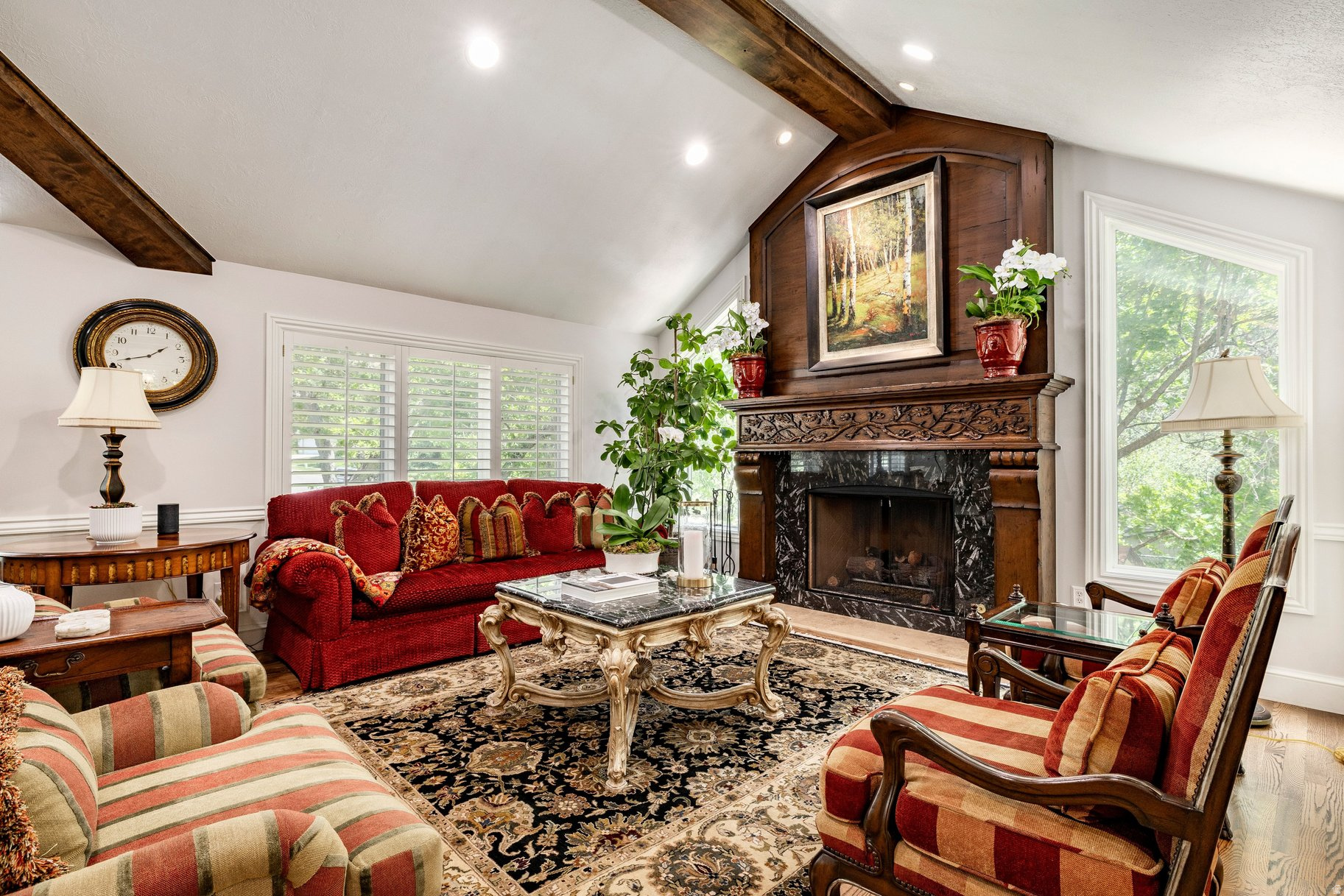 HIDDEN OAKS - Residential