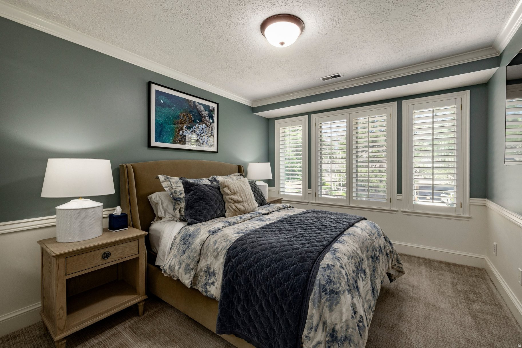 HIDDEN OAKS - Residential
