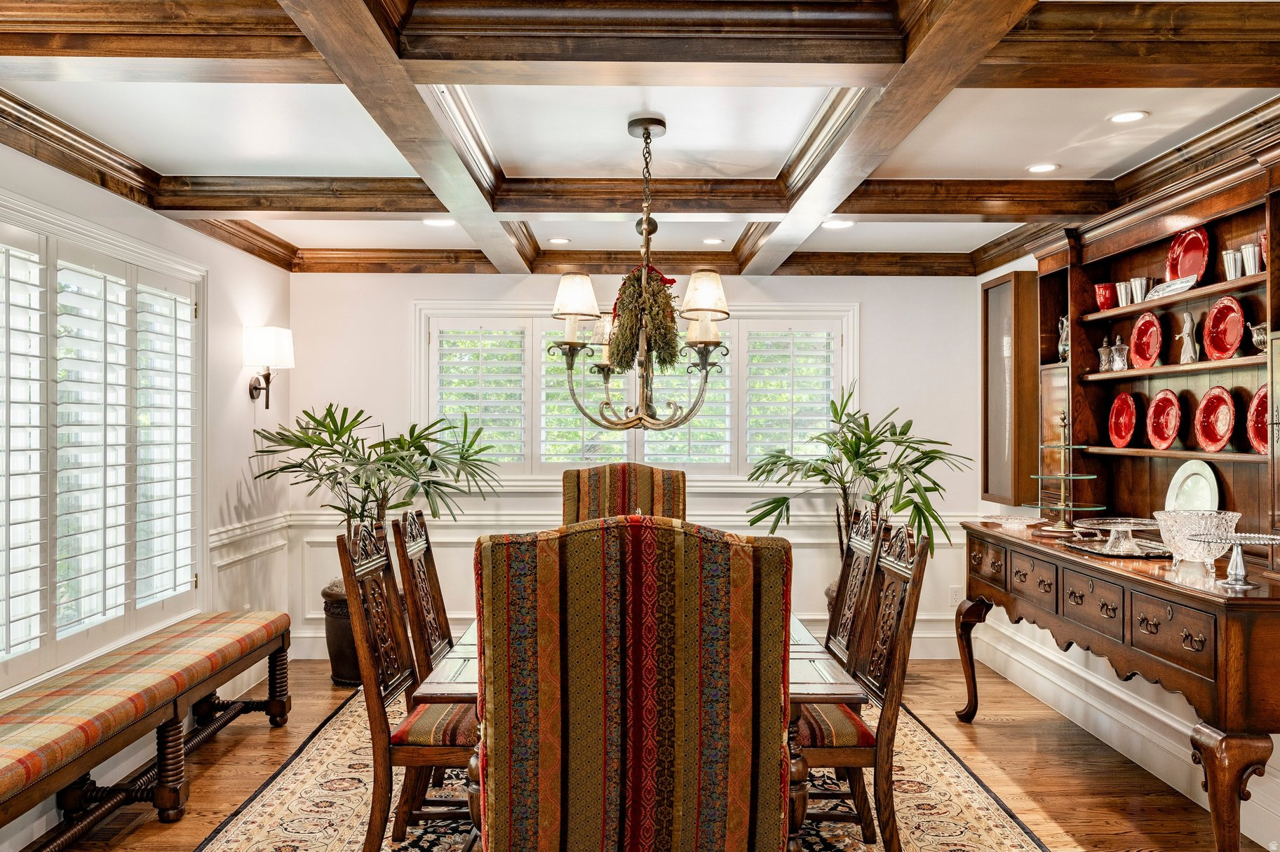 HIDDEN OAKS - Residential