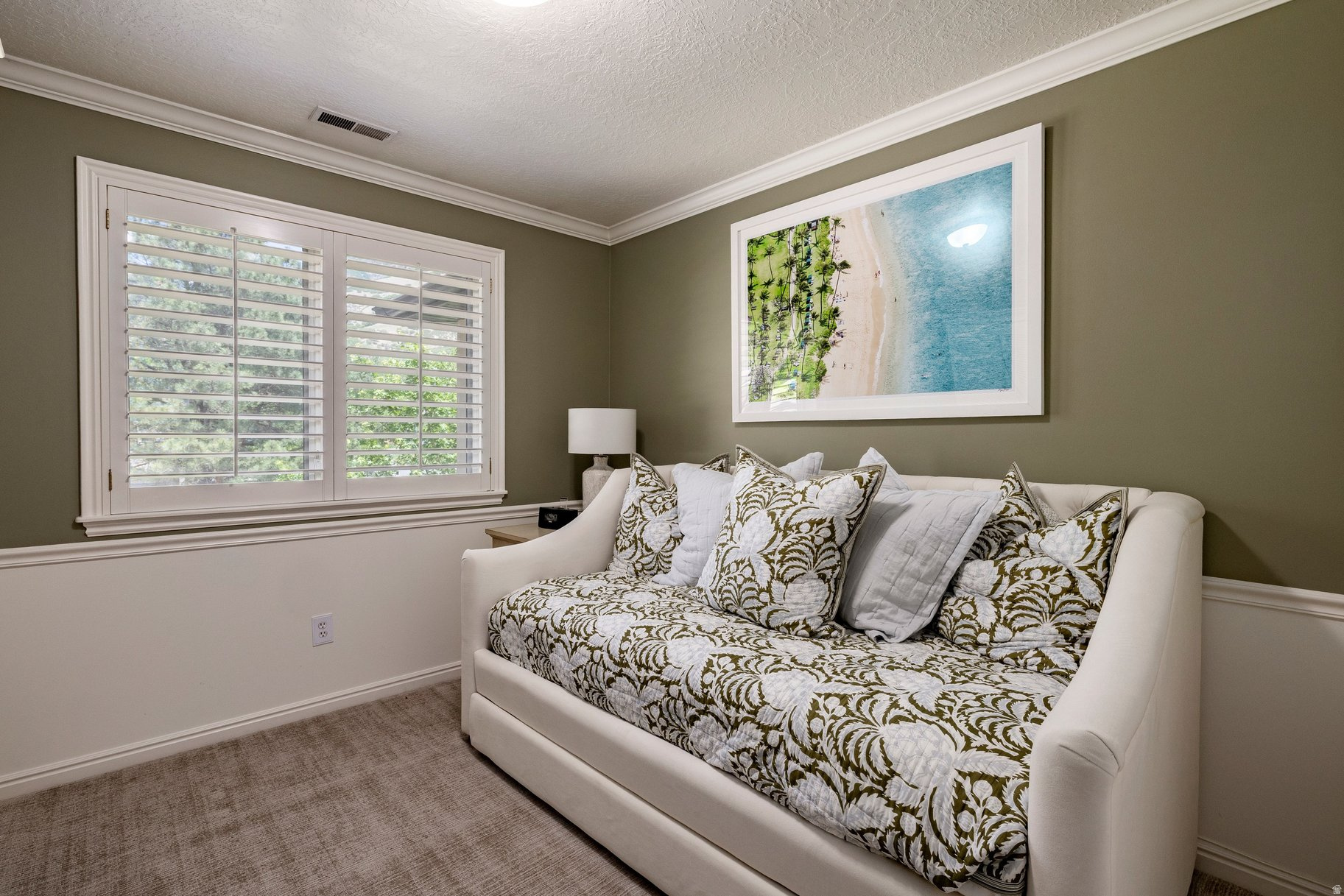 HIDDEN OAKS - Residential