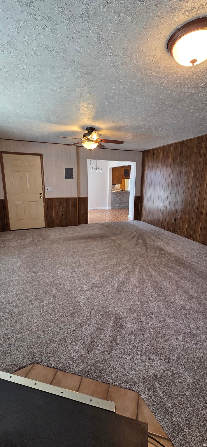 MUNICIPAL ACRES - Residential