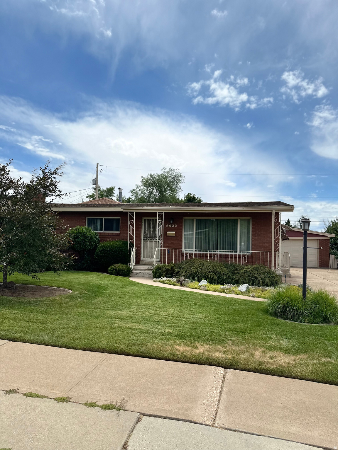 MUNICIPAL ACRES - Residential