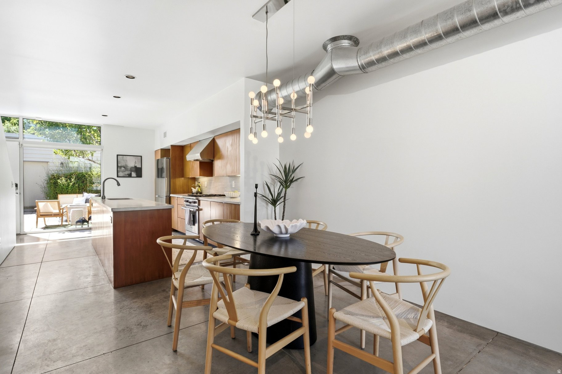 ROWHAUS CONDO - Residential