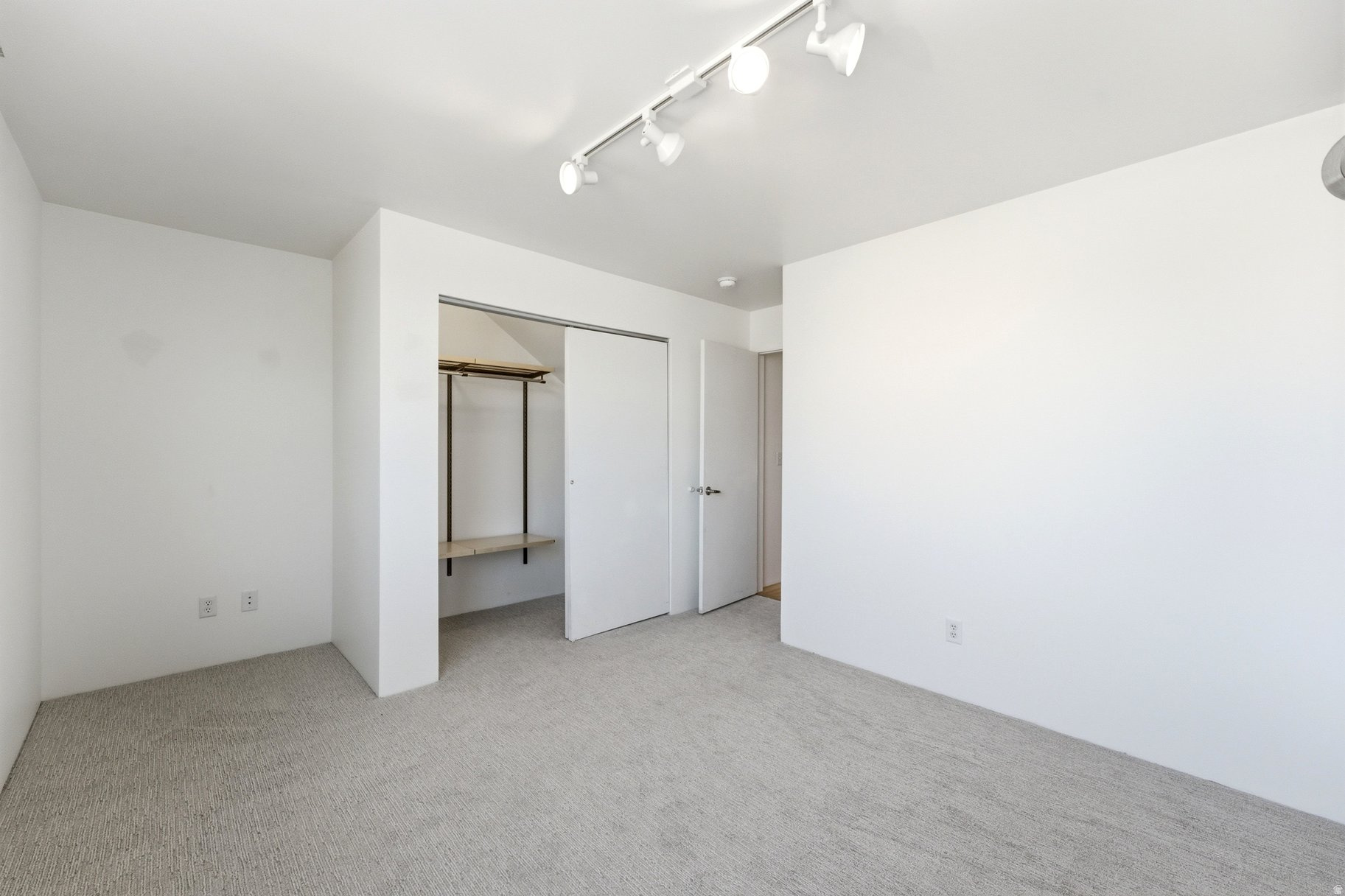 ROWHAUS CONDO - Residential