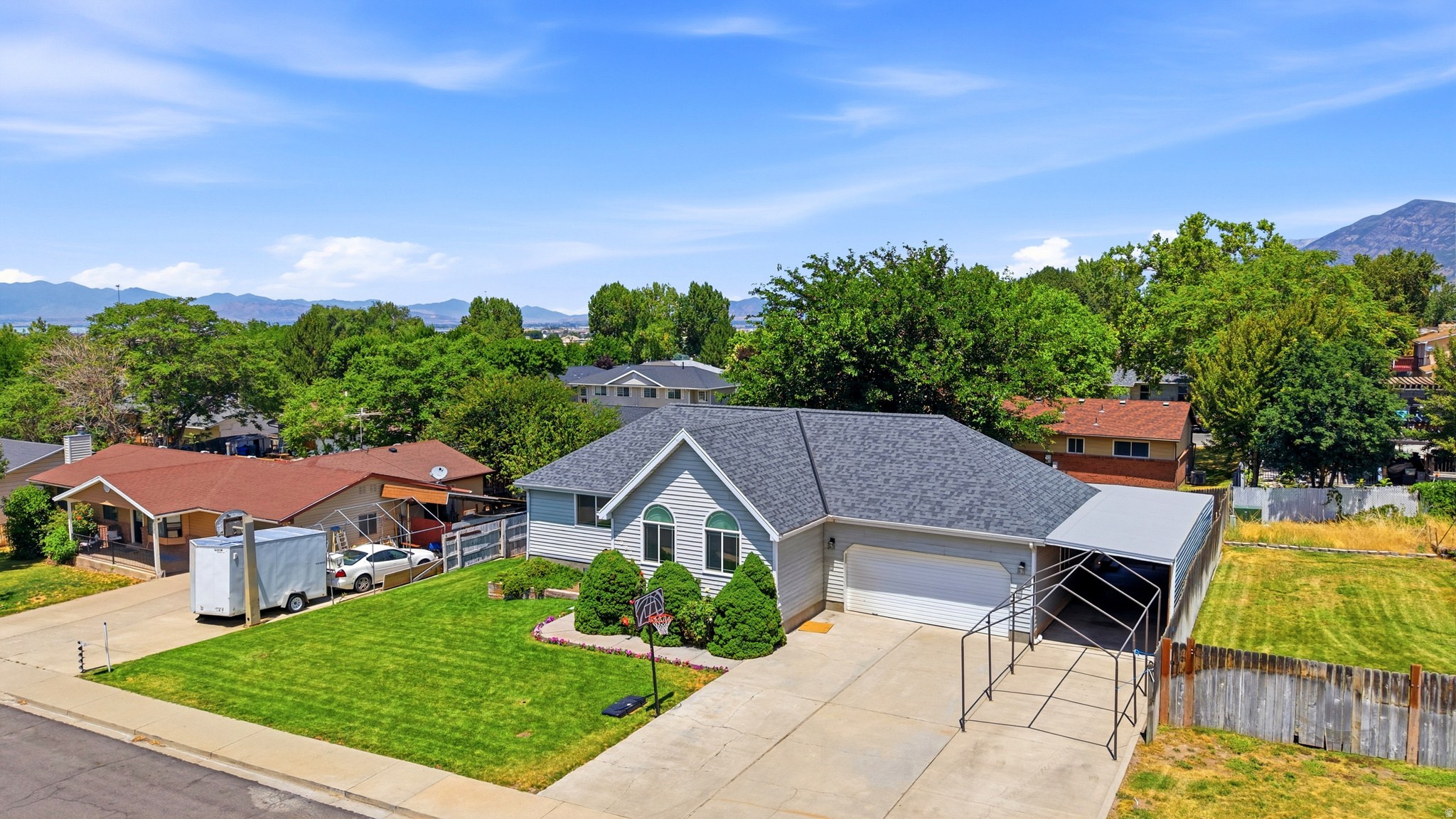 WESTLAKE - Residential