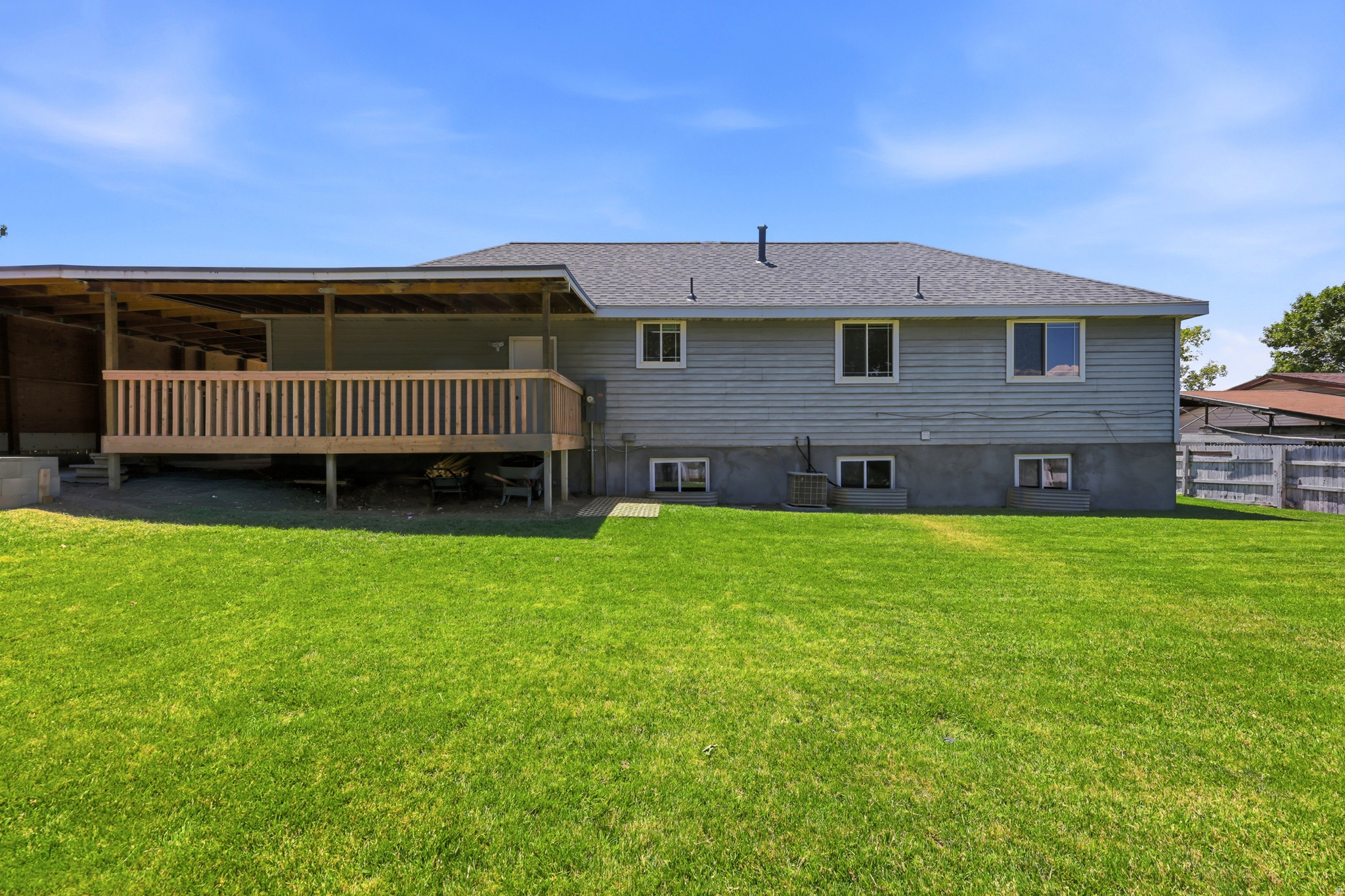 WESTLAKE - Residential