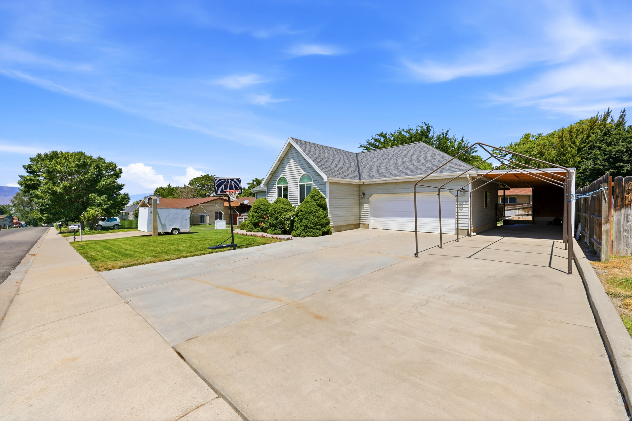 WESTLAKE - Residential