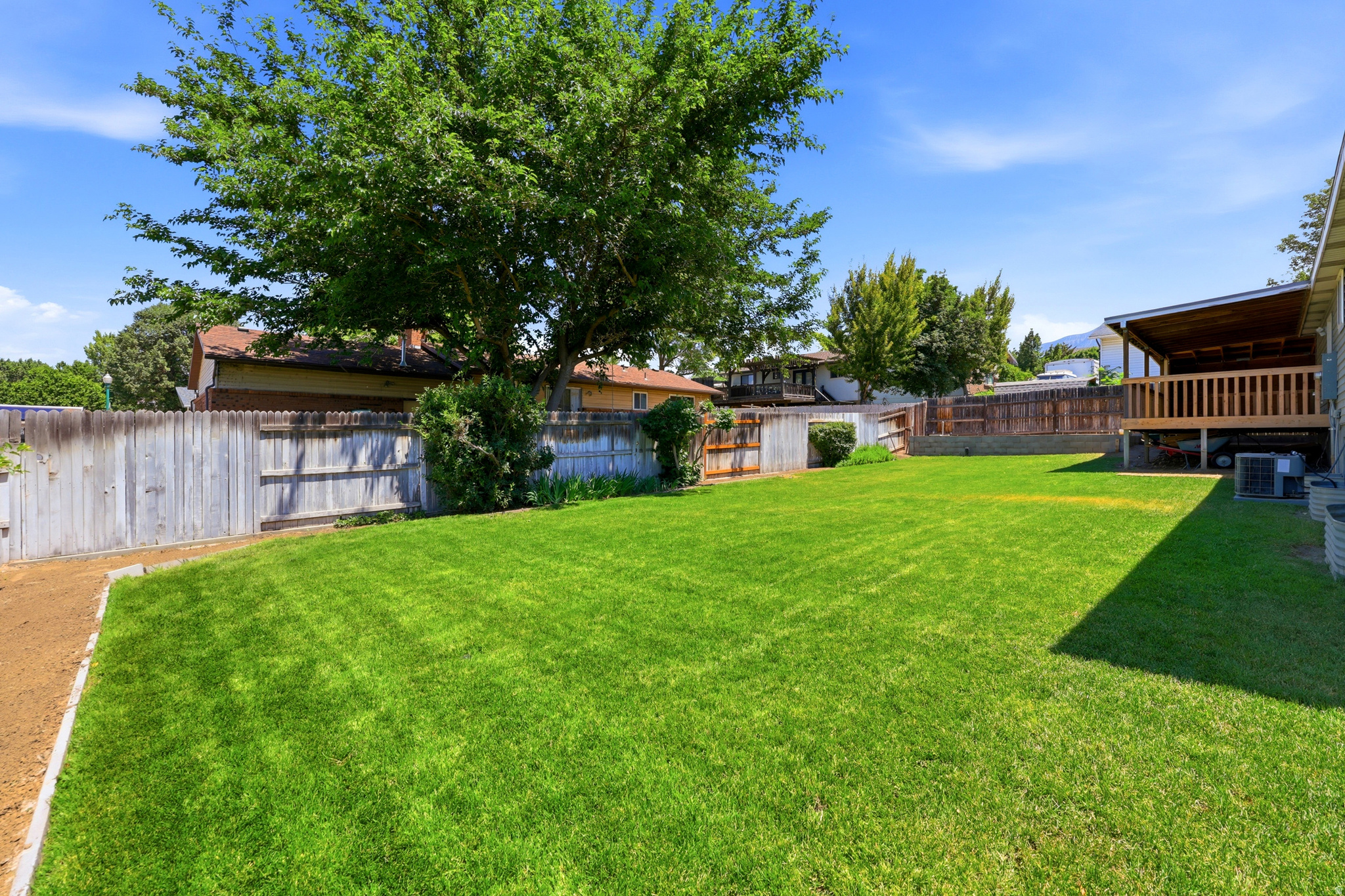 WESTLAKE - Residential