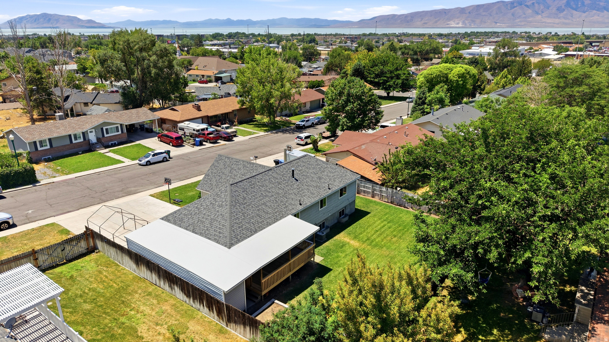 WESTLAKE - Residential