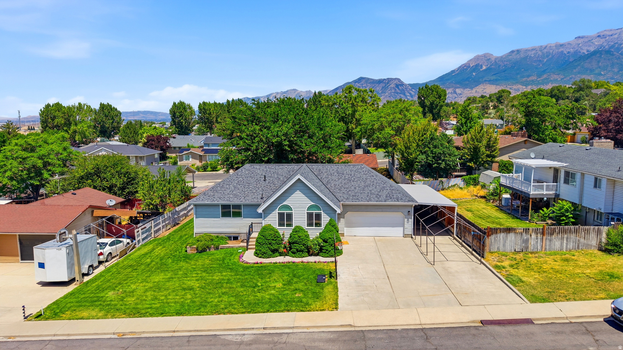 WESTLAKE - Residential