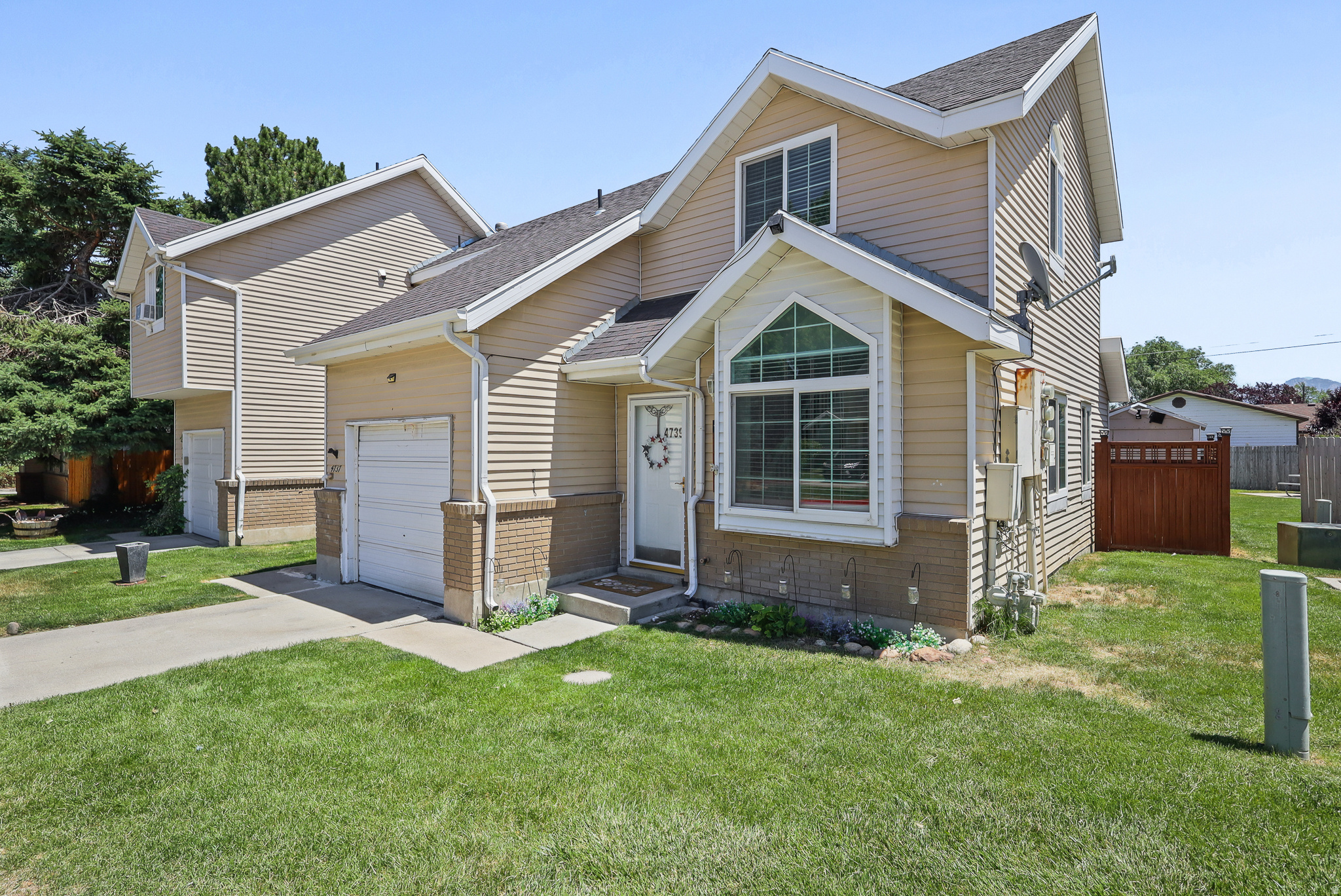 ST ANDREWS PARK CONDO - Residential