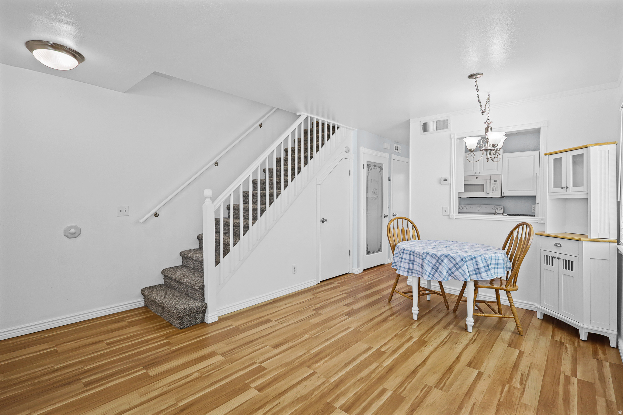 ST ANDREWS PARK CONDO - Residential