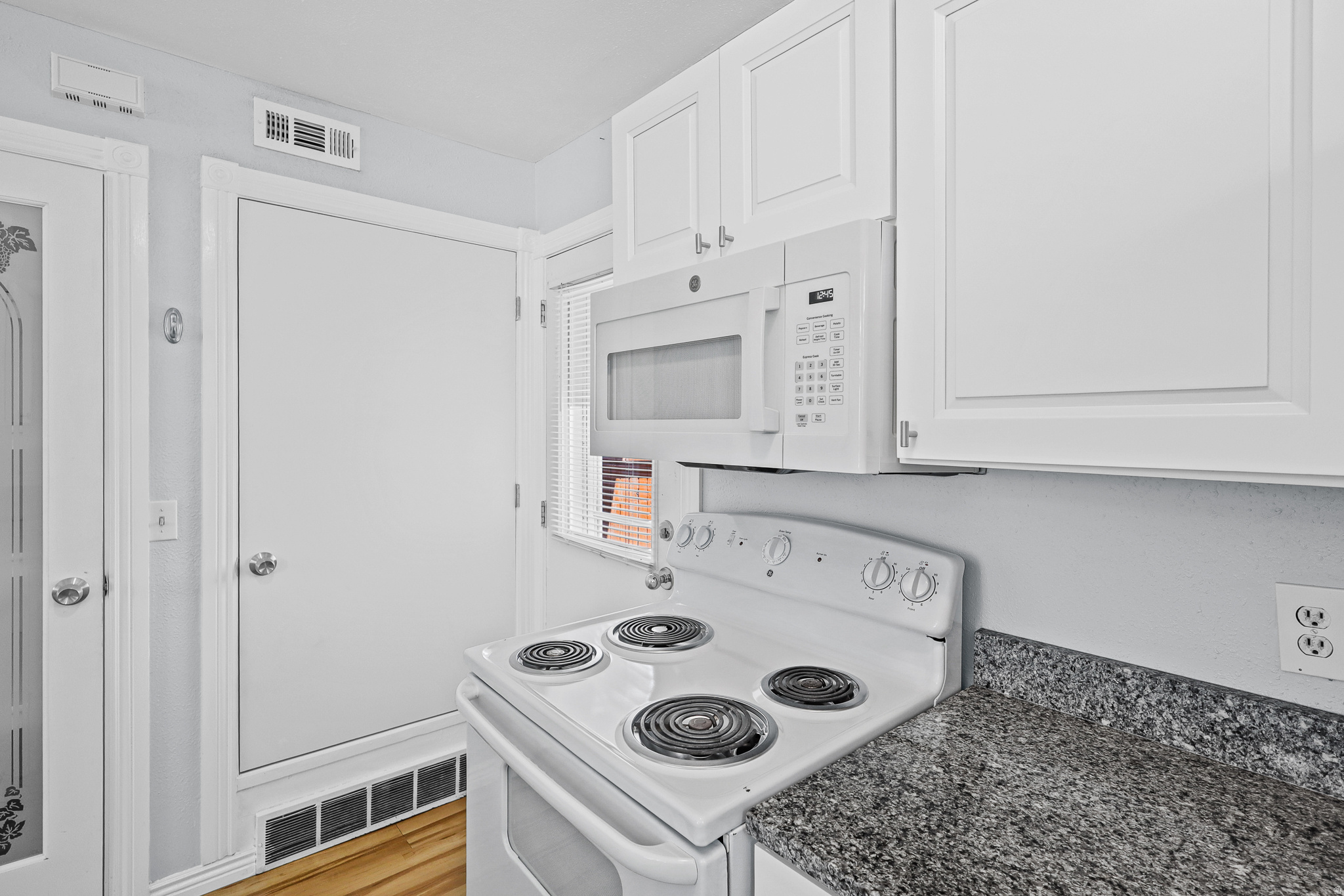 ST ANDREWS PARK CONDO - Residential