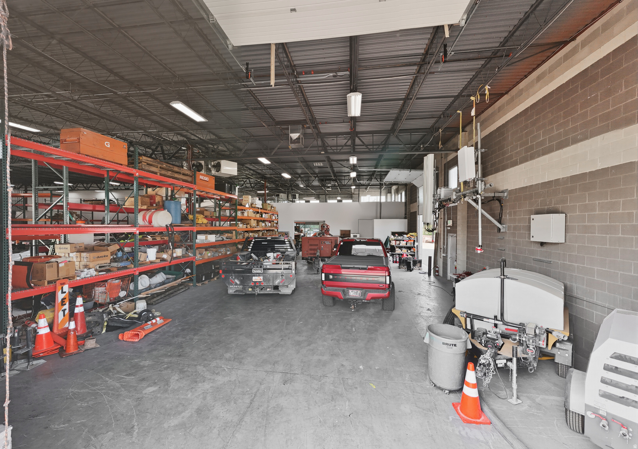 JORDAN INDUSTRIAL CENTER PHASE 2 - Commercial Sale