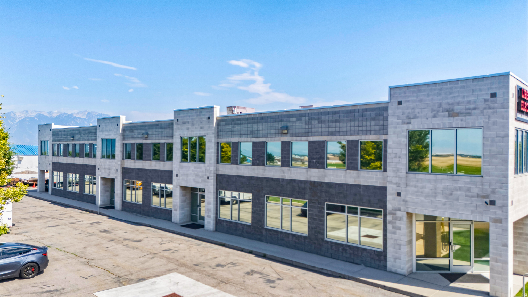 JORDAN INDUSTRIAL CENTER PHASE 2 - Commercial Sale