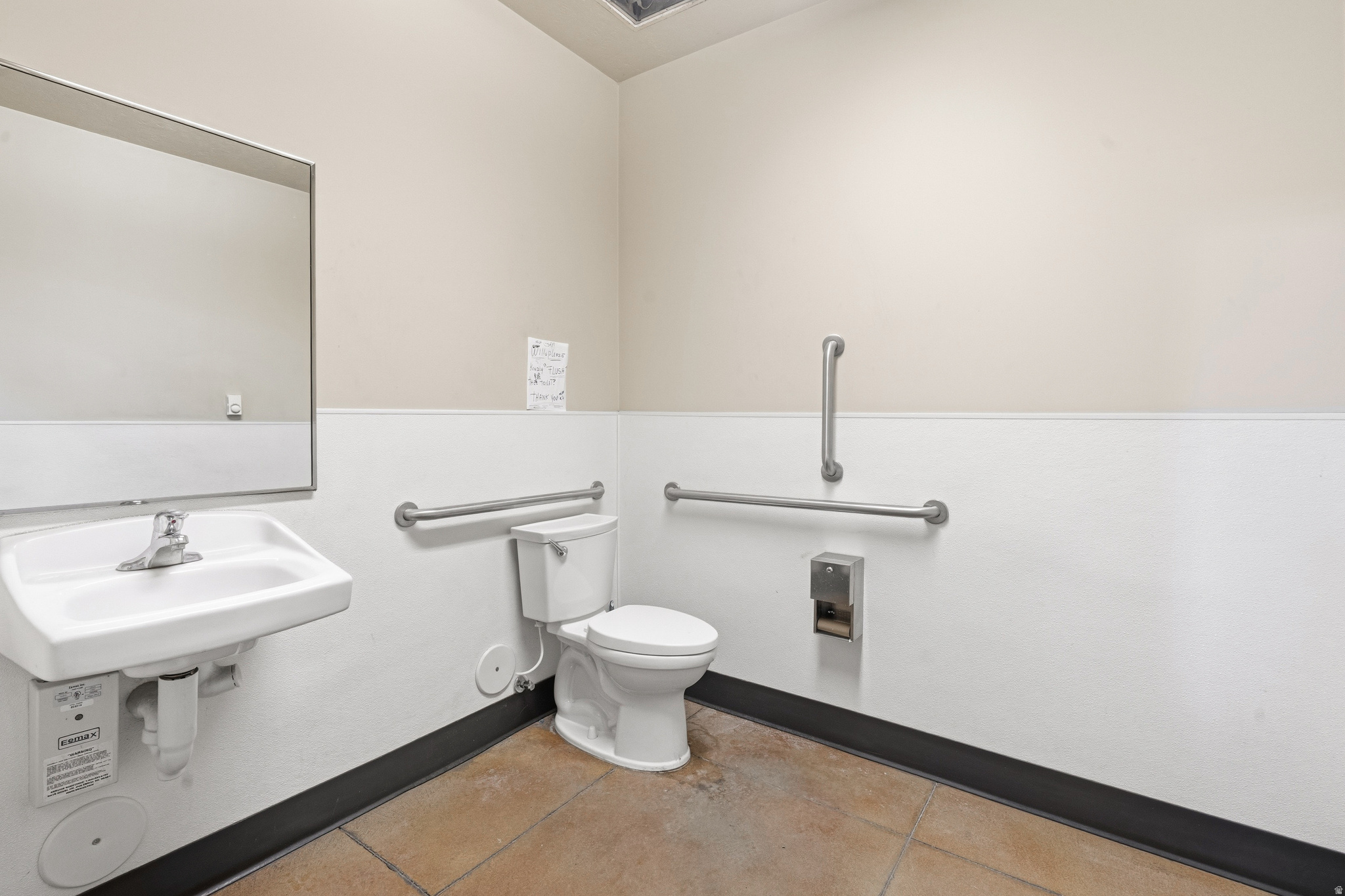 JORDAN INDUSTRIAL CENTER PHASE 2 - Commercial Sale