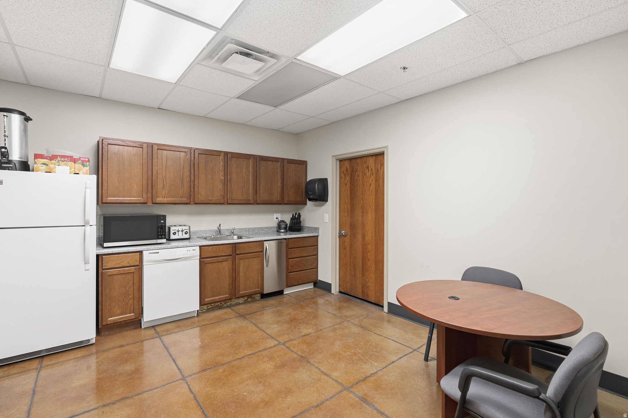 JORDAN INDUSTRIAL CENTER PHASE 2 - Commercial Sale