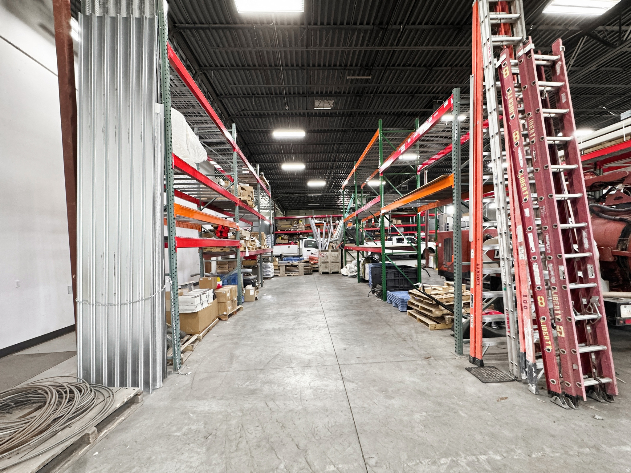 JORDAN INDUSTRIAL CENTER PHASE 2 - Commercial Sale