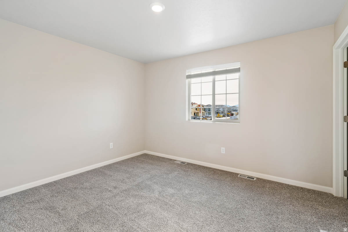 OQUIRRH MOUNTAIN RANCH - Residential