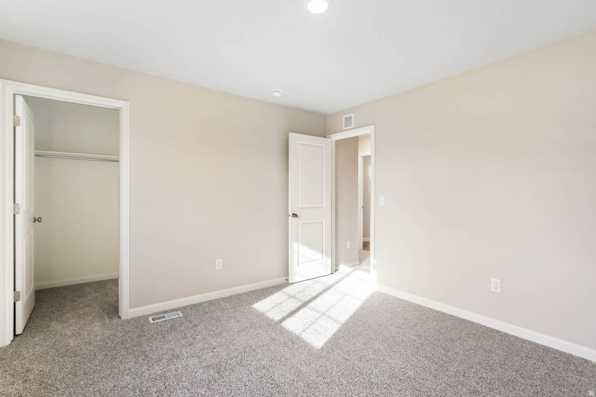 OQUIRRH MOUNTAIN RANCH - Residential