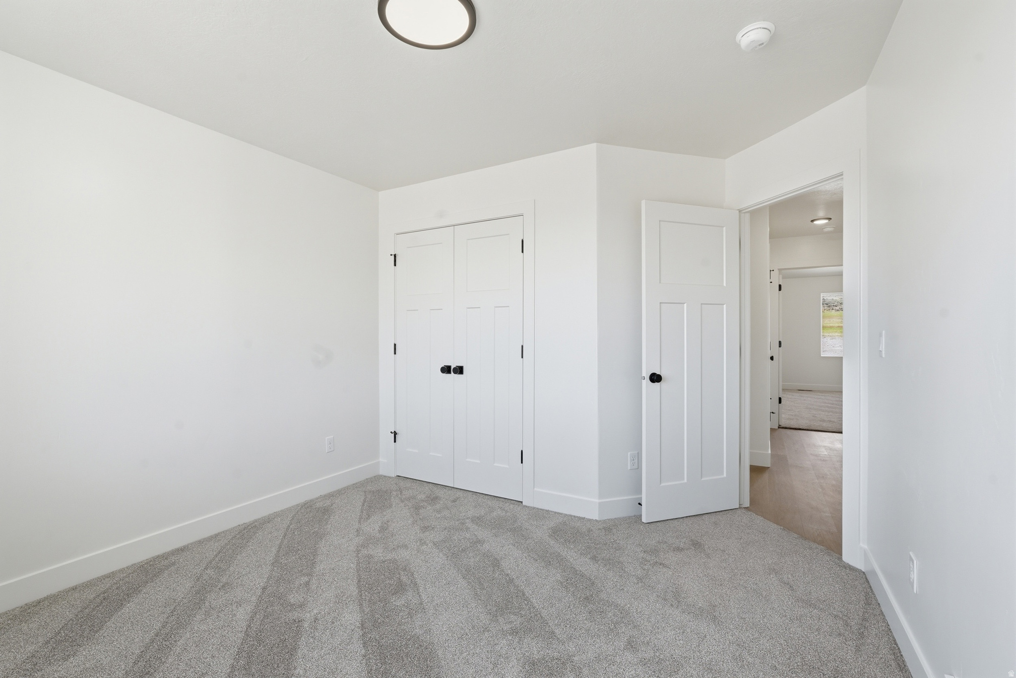 SPRING HOLLOW - Residential