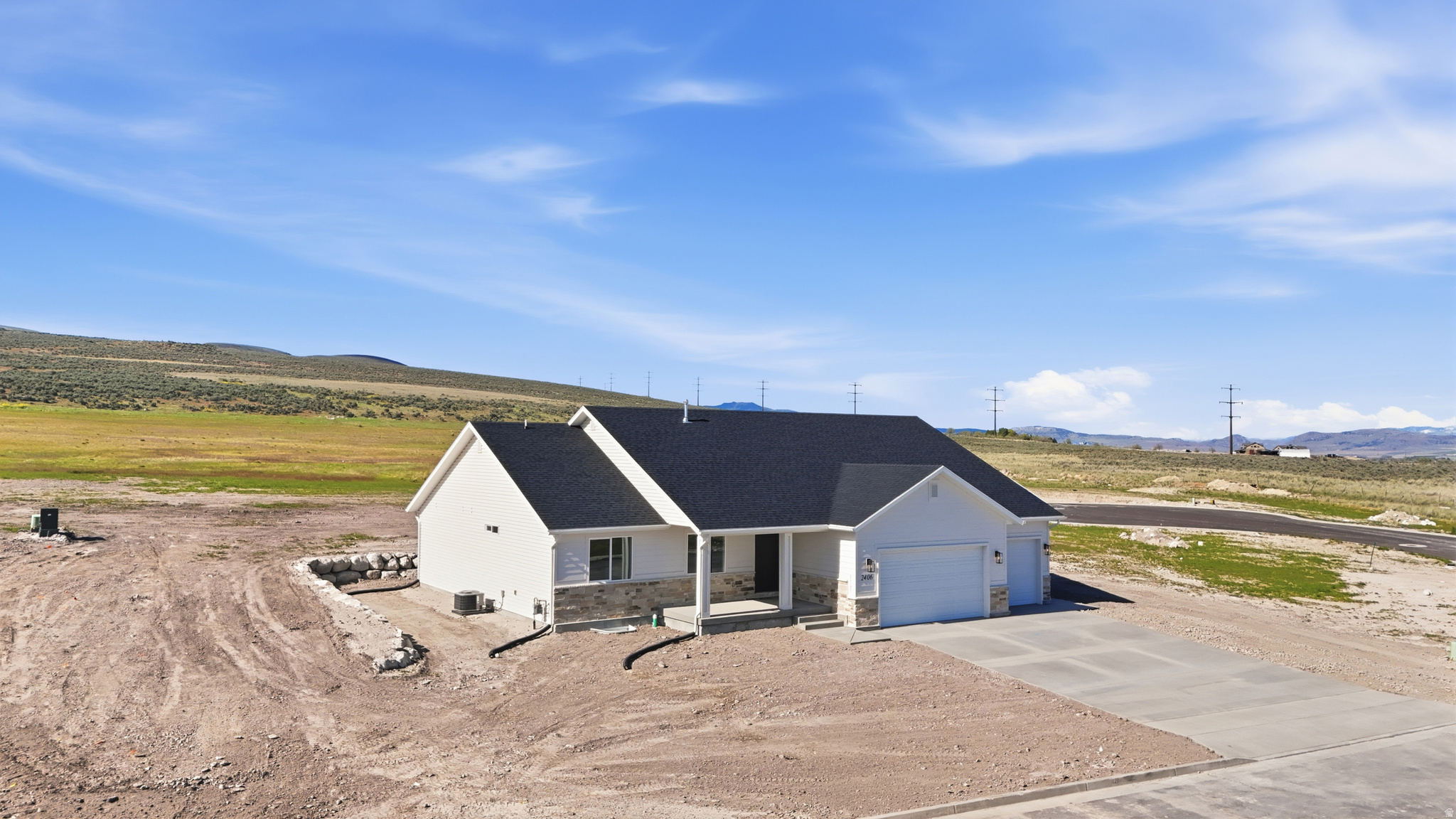 SPRING HOLLOW - Residential