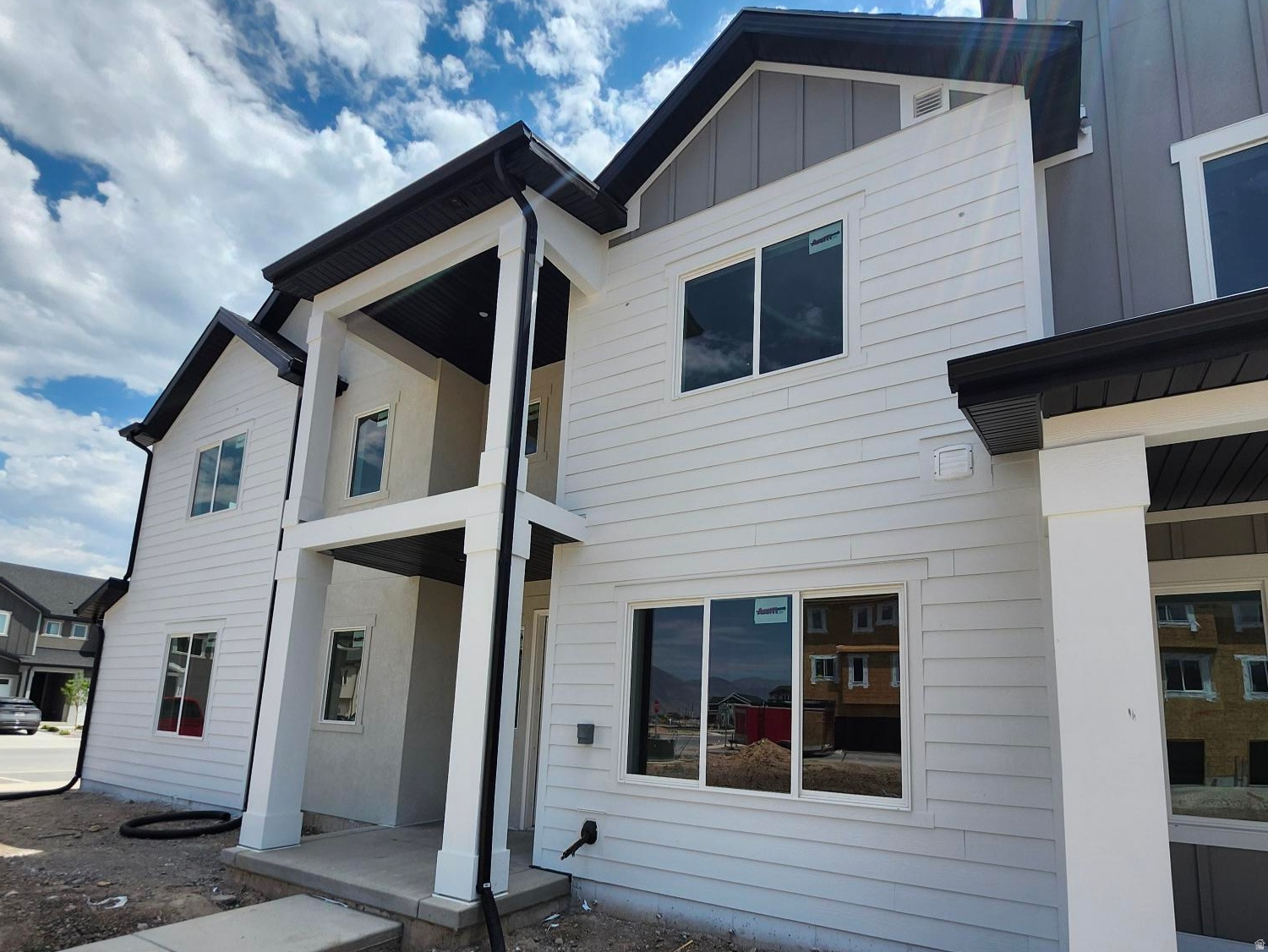 HARMONY PLACE - Residential
