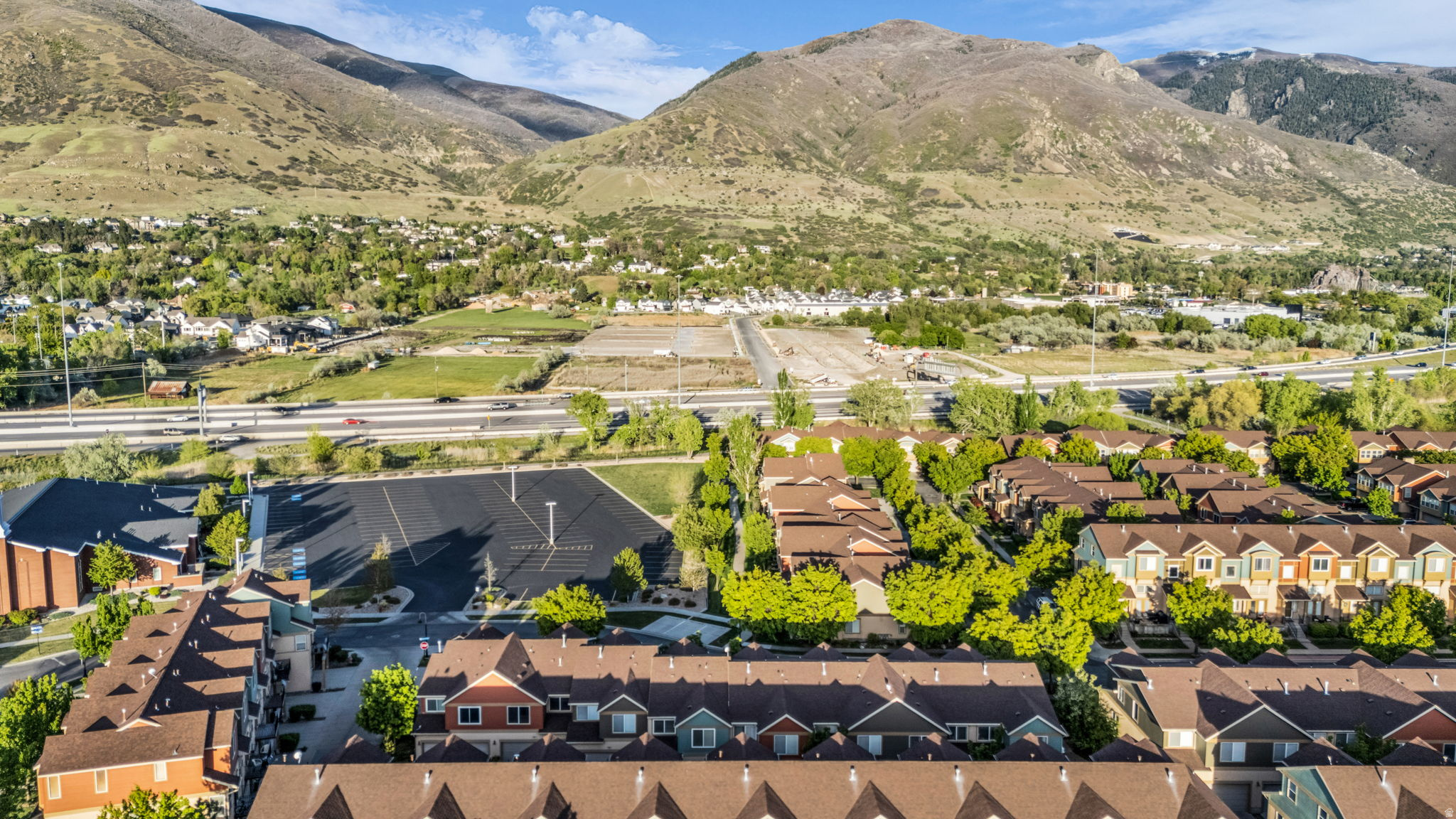 FARMINGTON CROSSING - Residential