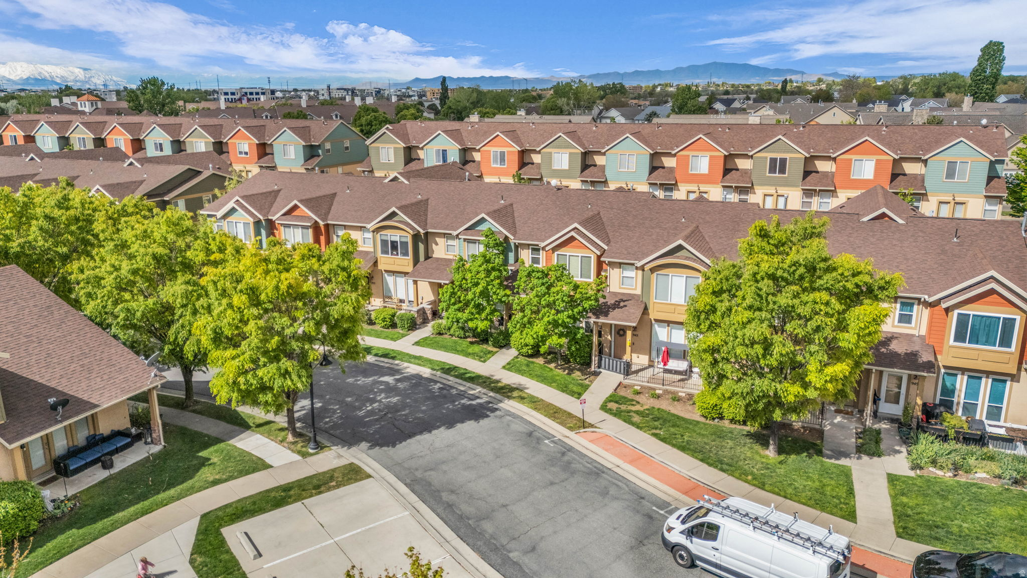 FARMINGTON CROSSING - Residential