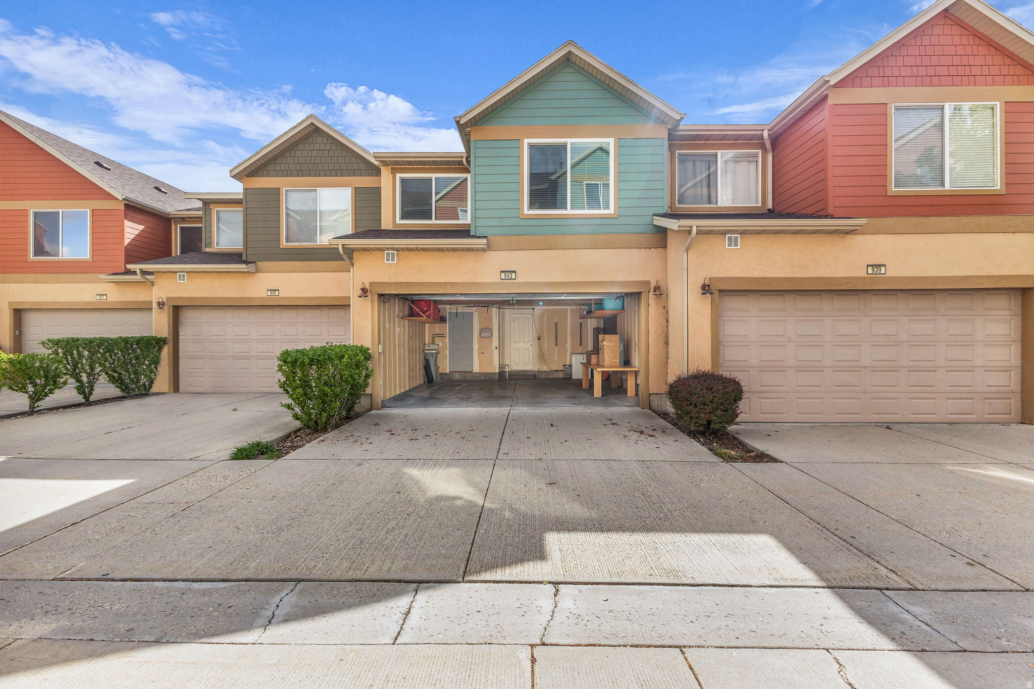 FARMINGTON CROSSING - Residential