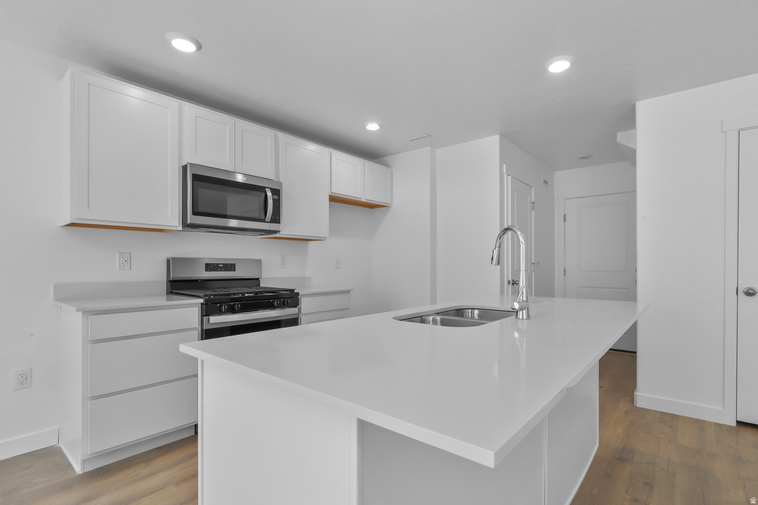 VIRIDIAN - Residential