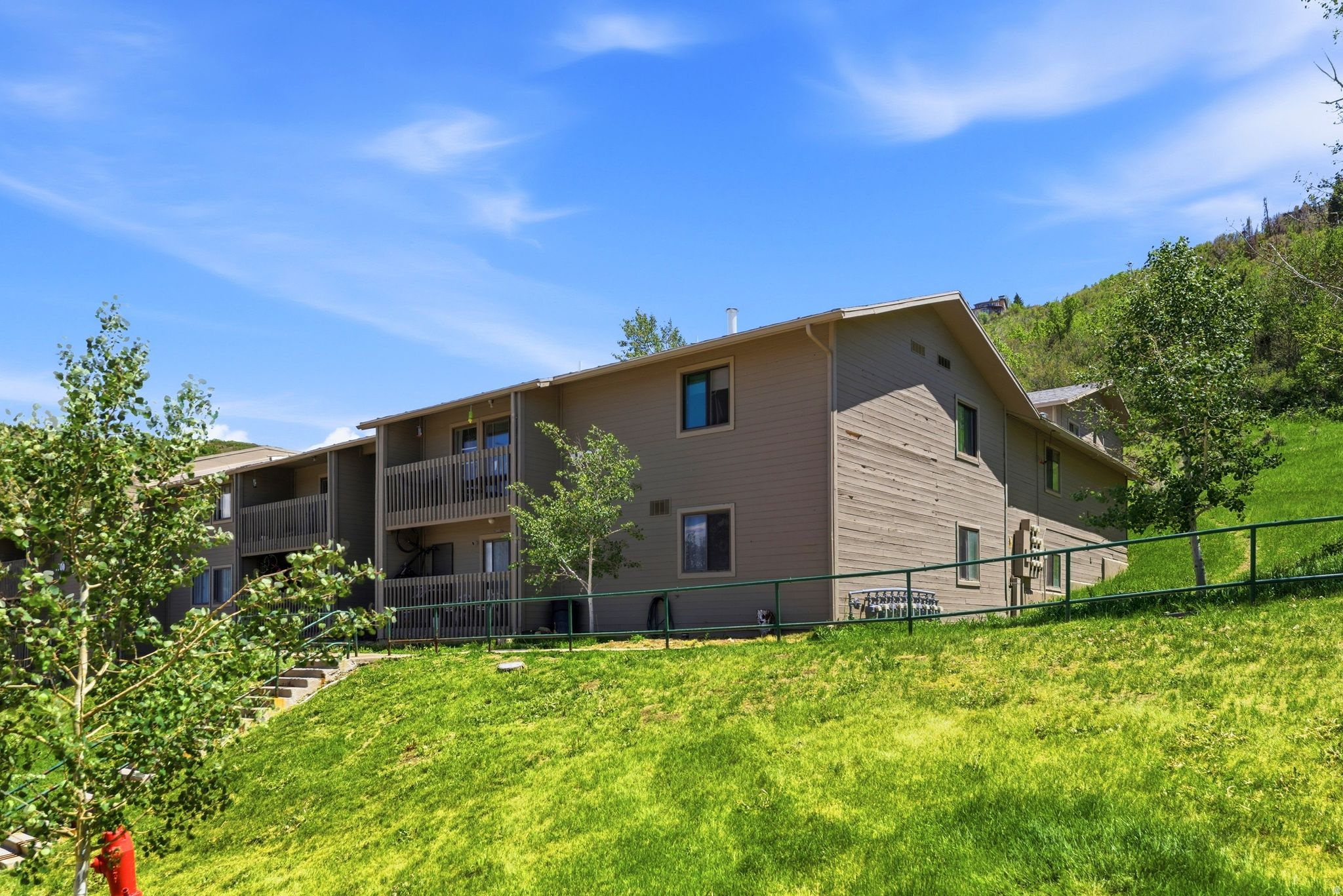 IRONHORSE CONDOMINIUM - Residential