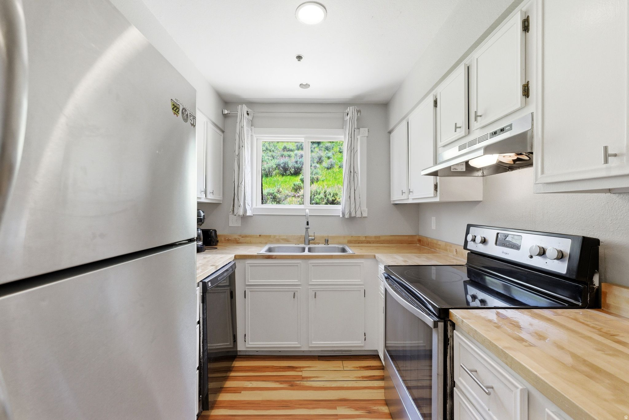 IRONHORSE CONDOMINIUM - Residential