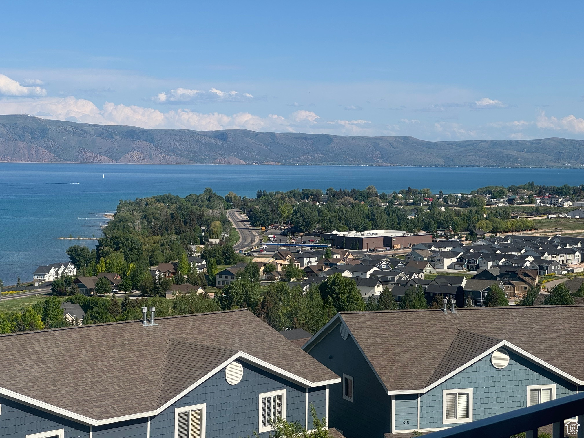 HARBOR VILLAGE - Residential