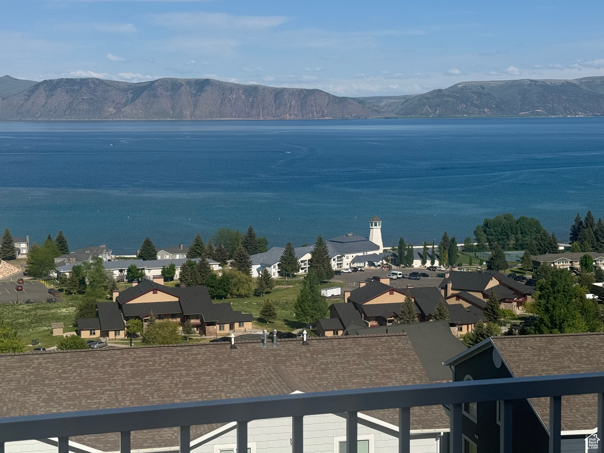 HARBOR VILLAGE - Residential